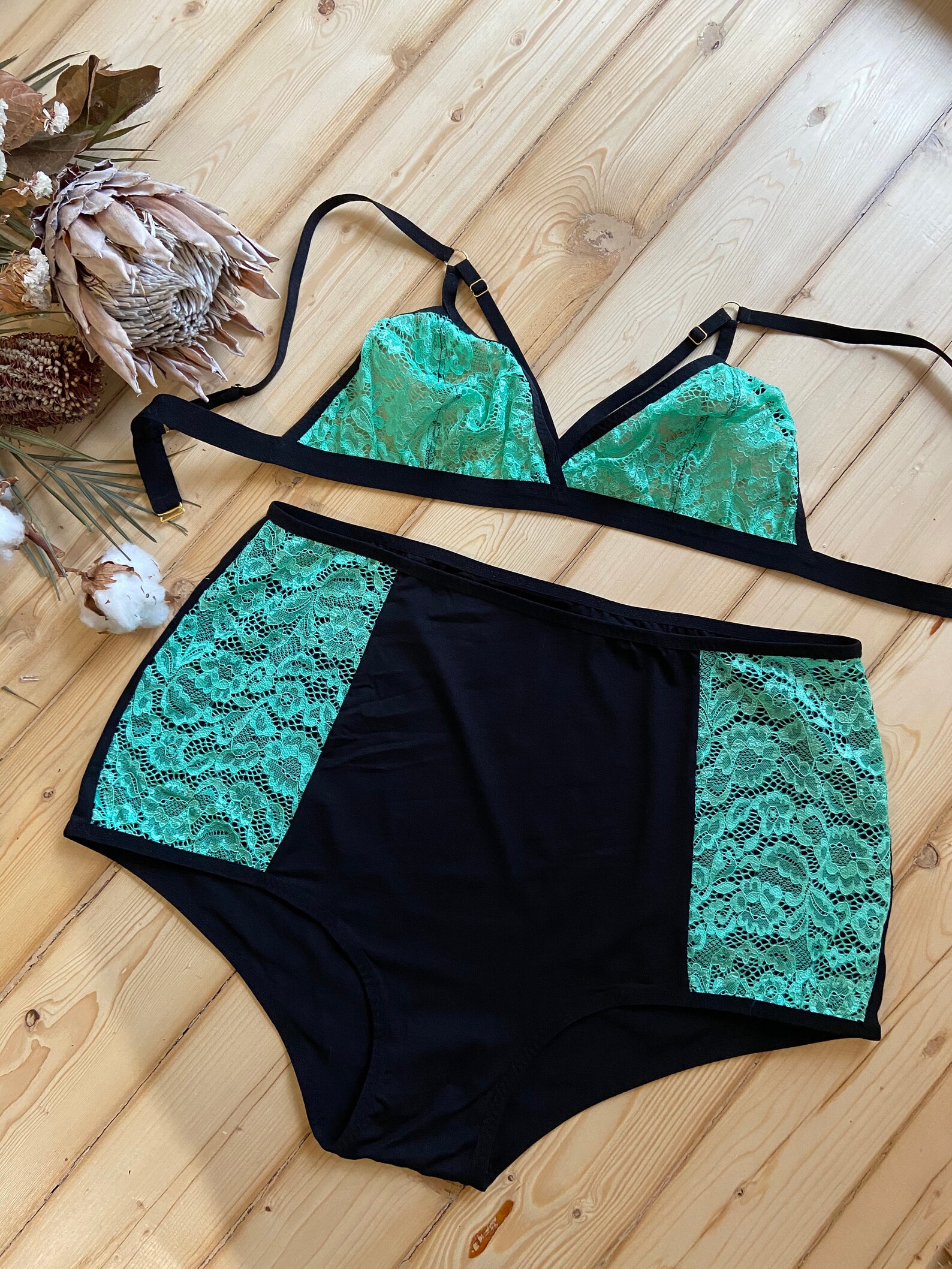 MARY TURQUOISE Lingerie Set / Plus Size Lingerie Strappy Bra / | Etsy