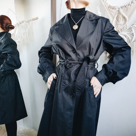 Black Friday sale / BLACK TRENCH COAT / vintage tr