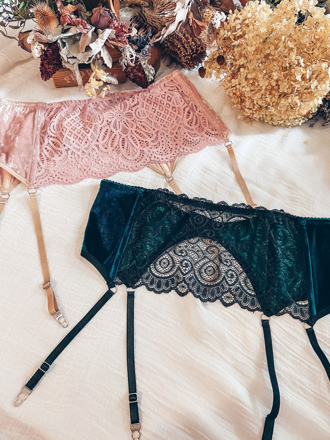 EMERALD VELVET GARTER belt / garter belt lace / garter belt Etsy