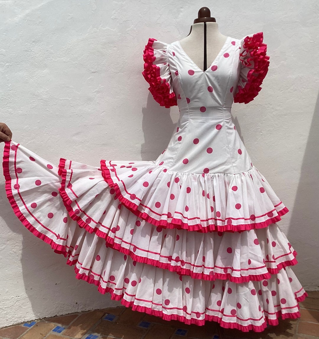 [新品] フラメンコ衣裳 • Made in Spain 新品] 真っ赤なフラメンコ衣裳 • Made in Spain 新品] フラメンコ衣裳