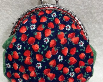 Coin purse: Mini carpet bag - Strawberries