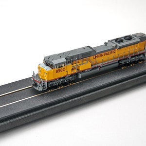 Comprobador/exhibidor de locomotoras - escala H0, DC, DCC