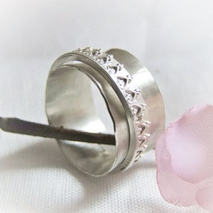 Fairy tale trick ring image 2