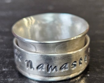 Rotating ring Namaste