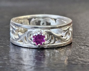 Vine ring with pink tourmaline