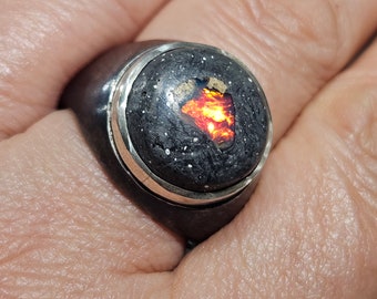 925 casing ring with Mexican fire opal.