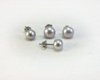 Titanium pearl earrings grey, 1 pair