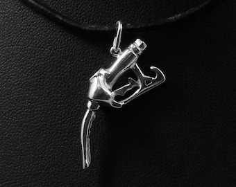 Bränslepistolhänge i sterlingsilver