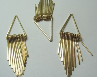 1 pc Gold Graduated Spear Dangle 3" Triangle Link, Connector, Findings, Zola Elements