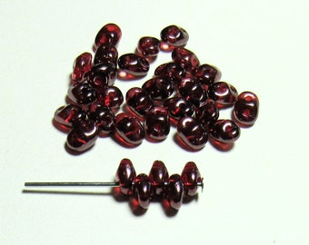 SuperDuo 2-Hole 2.5x5mm Red Wine 10 grams, Matubo Czech Beads