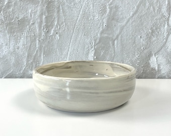 Hakeme Collection - White Dog Food Bowl