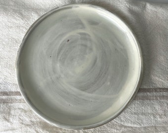 Hakeme Collection - White Plate