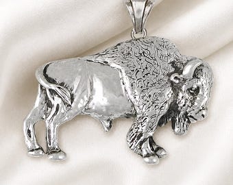 Buffalo Pendant Sterling Silver, American Bison Necklace, Western Wildlife Jewelry, Detailed Large Bison Pendant BUF7-P