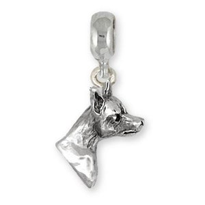 Min Pin Jewelry Plata de Ley Hecho a mano Pinscher Charm Slide Este encanto se ajustará a una pulsera de Pandora Slide Mp12-pns