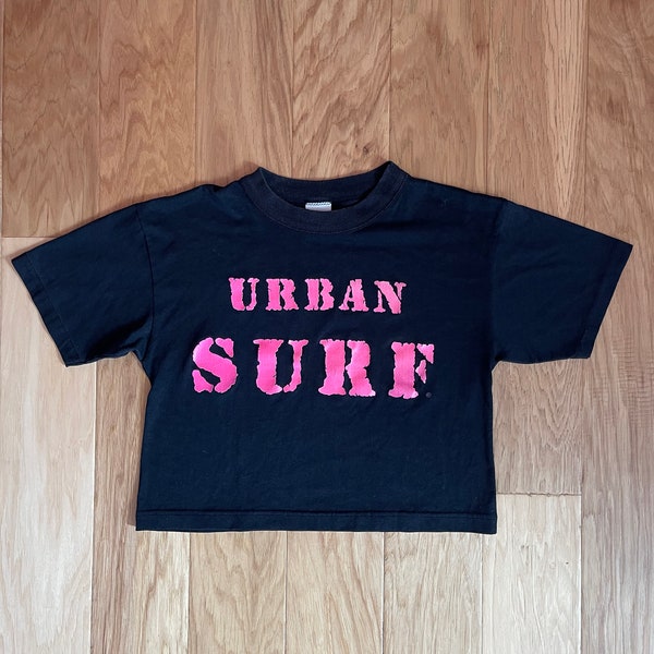 Vintage 90’s Urban Surf Crop Top Tee Shirt