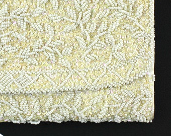 Vintage Alabaster totalmente con cuentas Floral Embrague