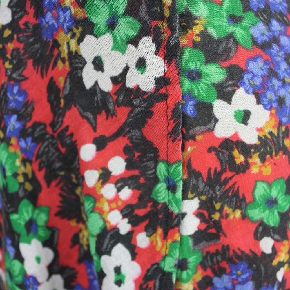 Vintage Floral Wrap Skirt Size Small Mini Floral Red Blue Yellow Green