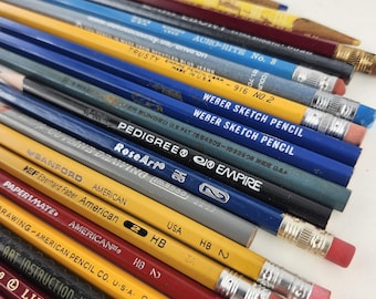 Lot of Vintage Drawing Art Pencils / Dixon Venus Trusty Velvet Art Guild Eberhard Faber Prang