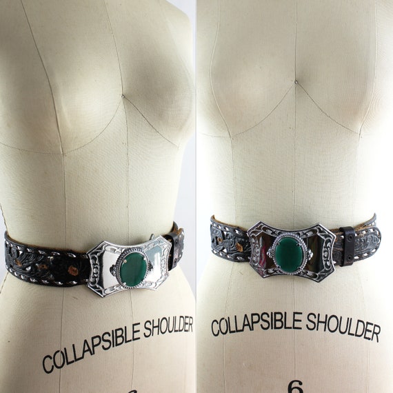 Green Stone Set in Silver Buckle on Personalized Earl Black  display picture 1