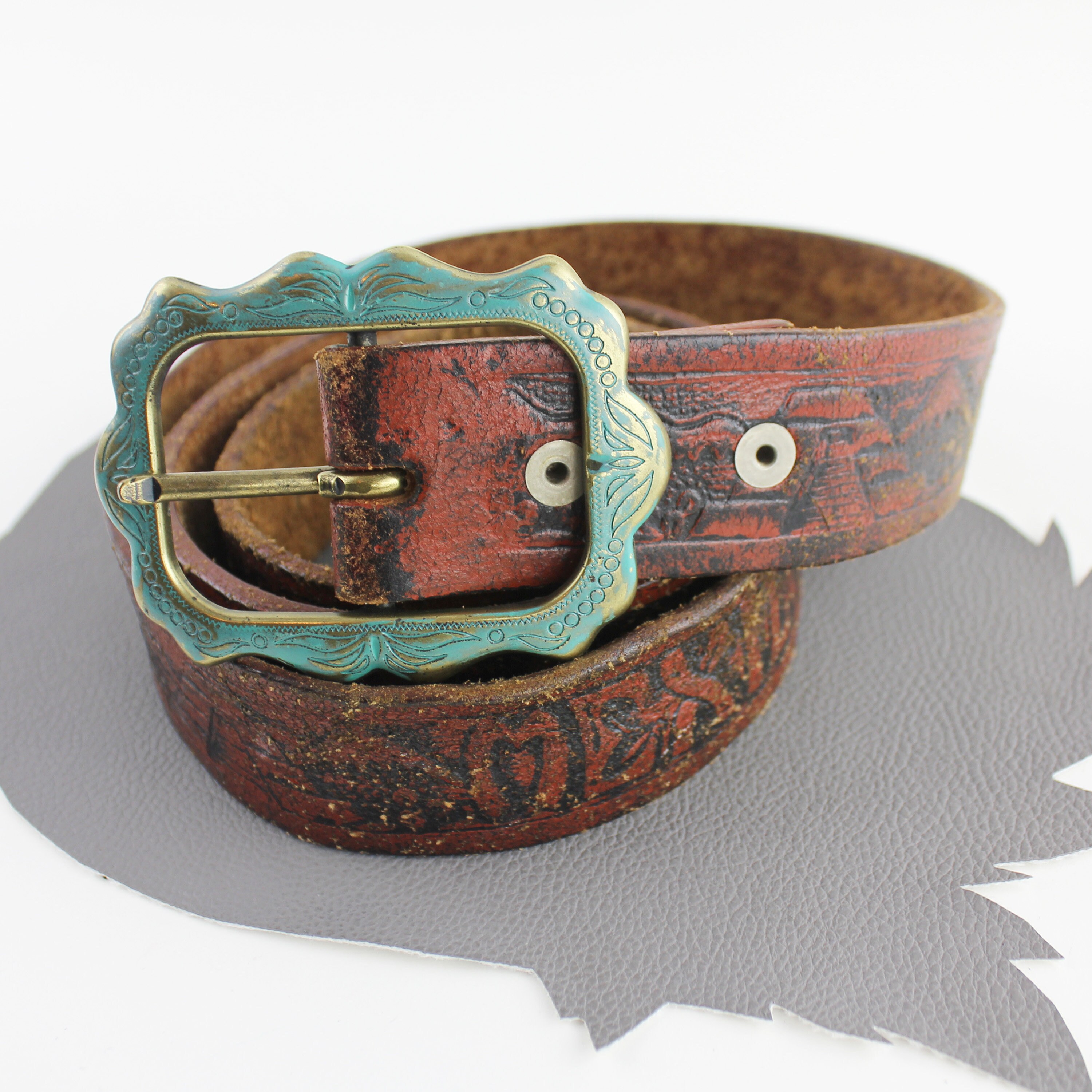 Mexico Leather Red and Black Painted Tooled Belt With  display picture 1