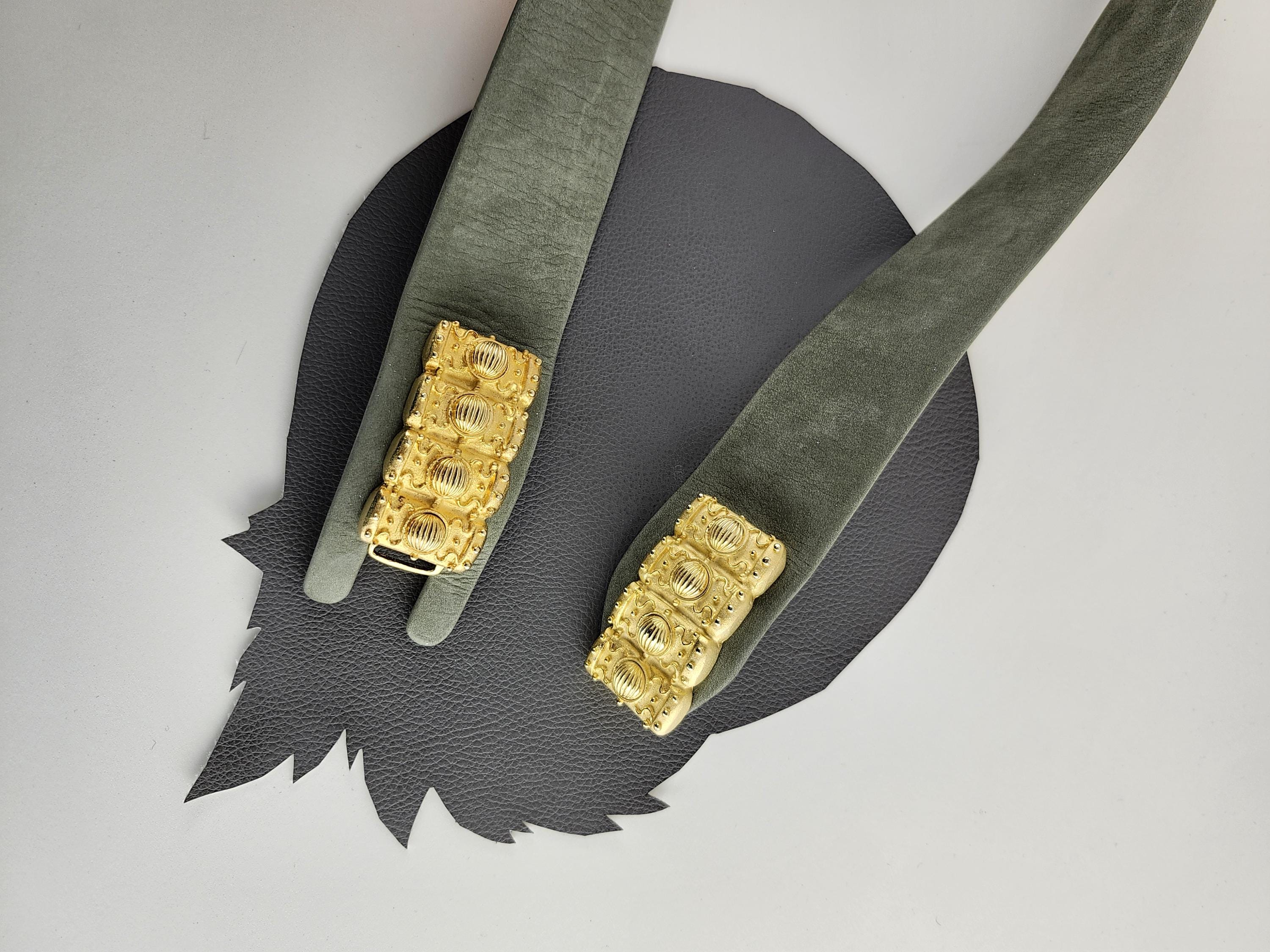 Vintage Gray Green Suede Gold Buckle Carlisle Belt  display picture 2