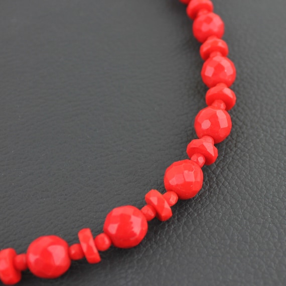 Cherry Red Faceted Bead Vintage Necklace - image 5