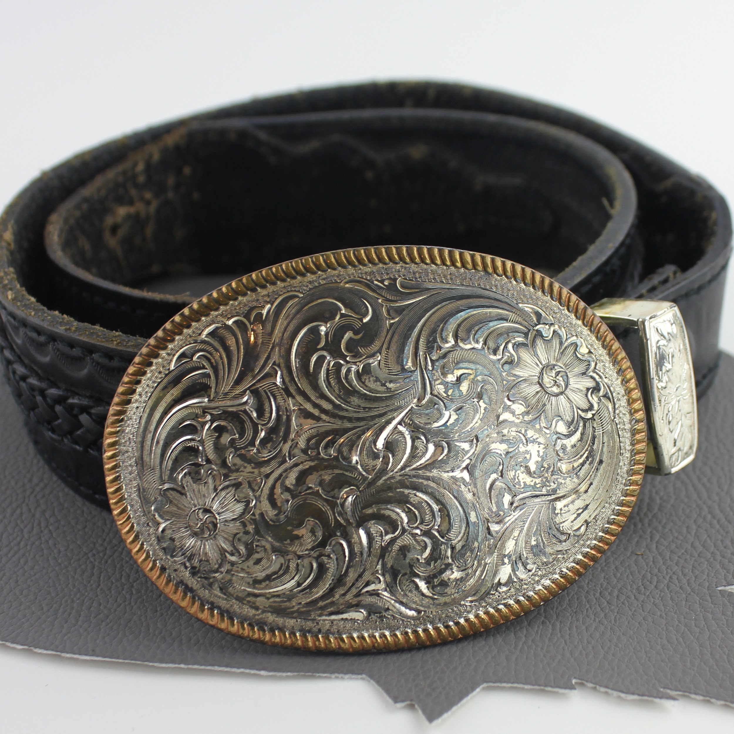 Black Leather Western Belt With Silver Paisley Buckle Size  display picture 1