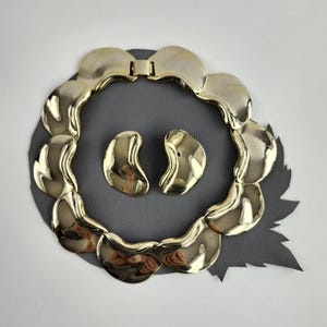 Gold Bean Shaped Bold Statement Vintage Necklace & Clip On Earring Set