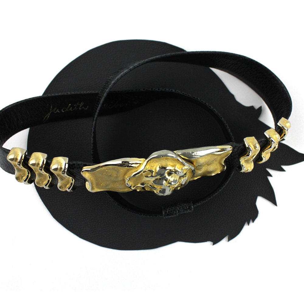 Vintage Judith Leiber Snakeskin Belt, Gold Lion Buckle  display picture 3