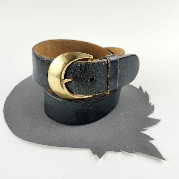 Vintage Handmade Calderon Leather with Antique toned Brass Buckle. Vintage 60s Woman main image 4