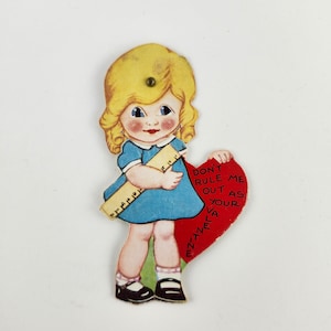 Carte de Saint-Valentin pour enfants antique des années 30 avec pièces mobiles / petite fille blonde avec règle / cadeau mécanique de la Saint-Valentin