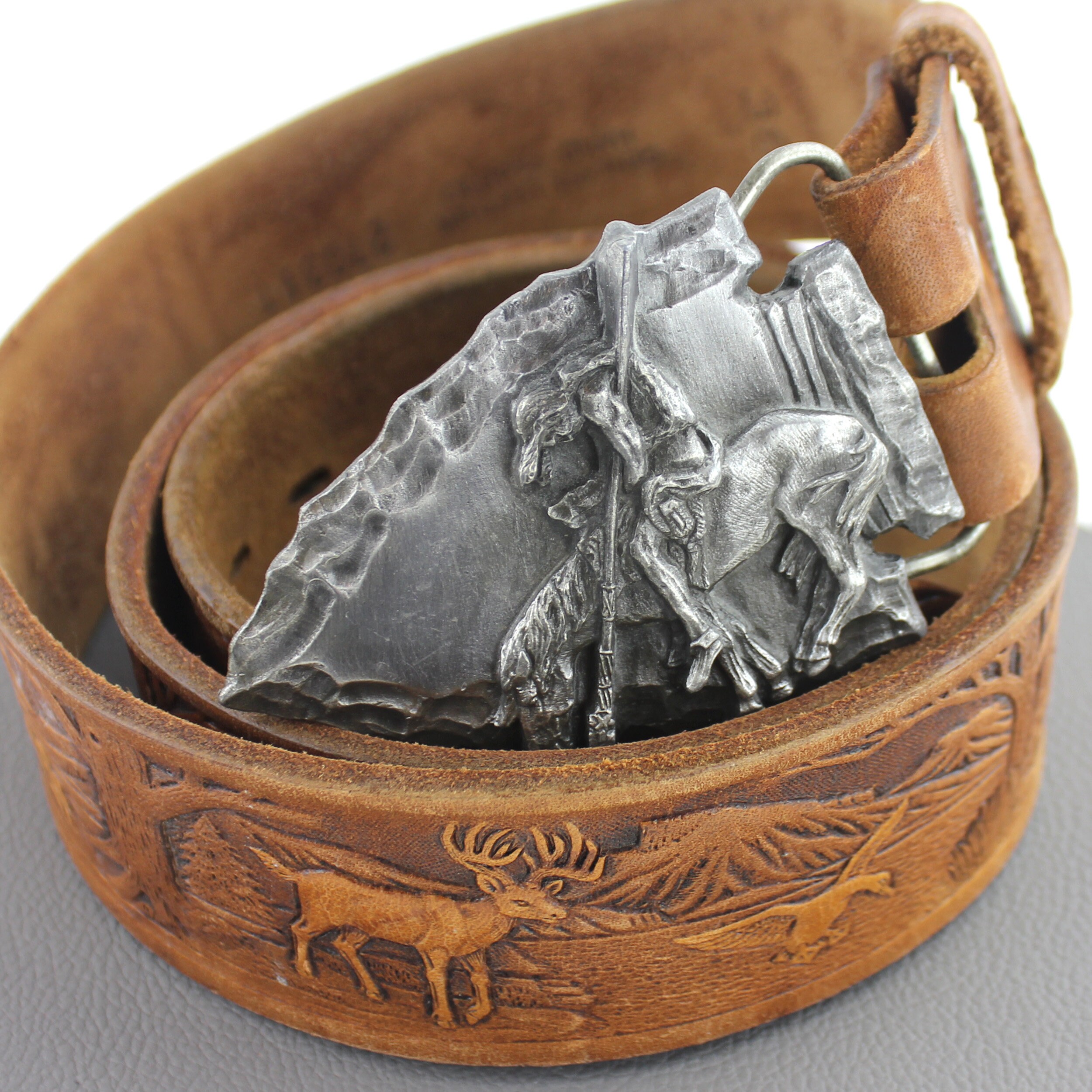 時計 PJ Wood Silver Backle with leather Belt Silver Native American End of Trail Silver Buckle on Brown Leather
