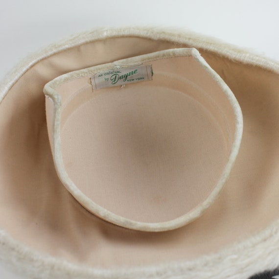 Cream Furry Wool Vintage Ladies Hat an Original b… - image 10