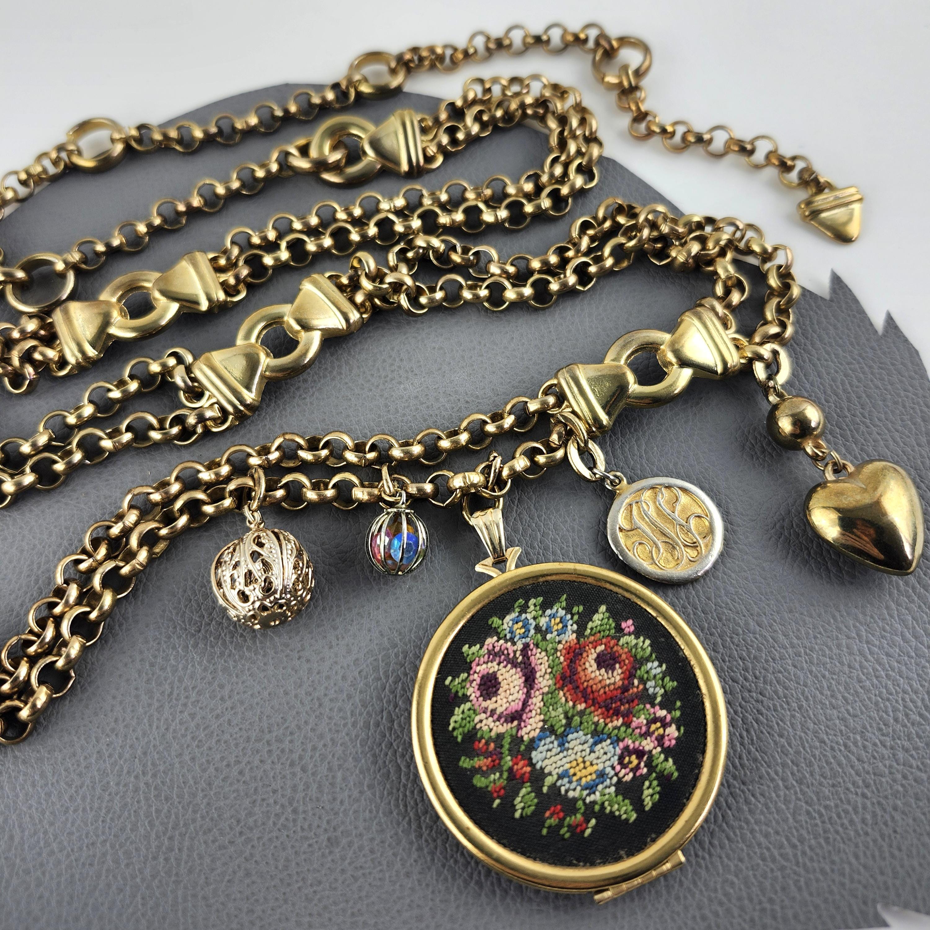 【特別セール品】 Chain Brass Charm of Mix With Locket Needlepoint With Belt トップス