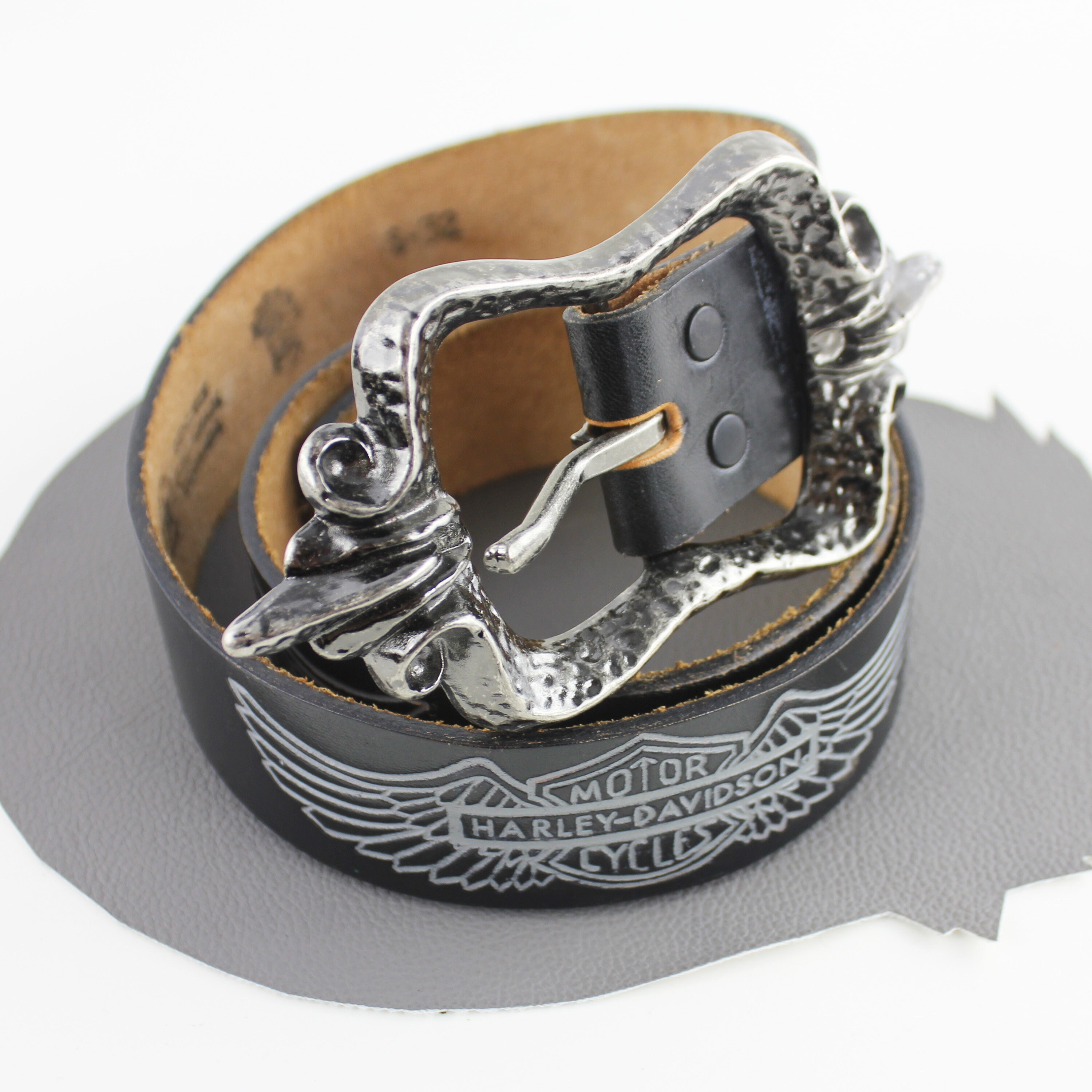 Harley Davidson Black Leather Belt With Large Silver Metal  display picture 2