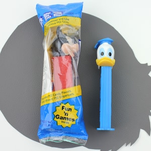 Vintage Pez Mickey Mouse & Donald Duck Dispenser / Pez Candy Toy / Vintage Pez Mickey Mouse Candy Dispenser / Vintage Walt Disney Pez
