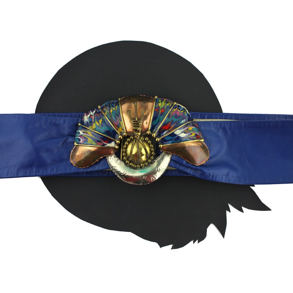 Abstract Buckle Leather Belt