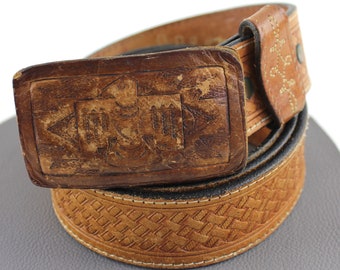 Thunderbird Leather Buckle on Tooled & Stitched Leather Belt size 42/43 / Southwestern Brown Leather Belt / Vintage Distressed Western Belt