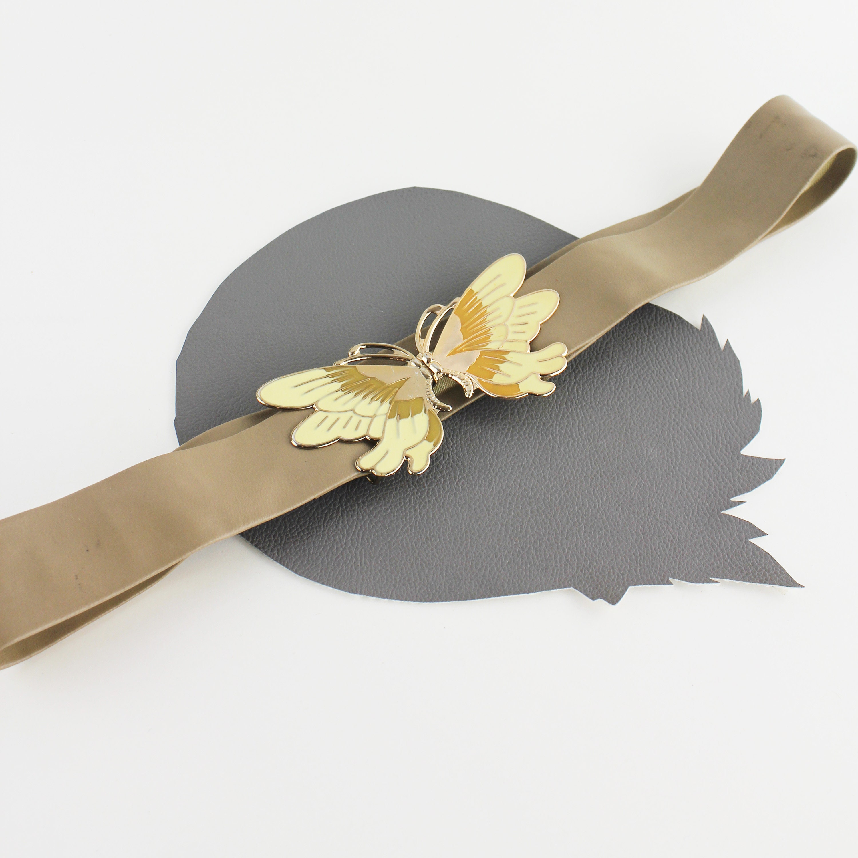 Vintage Gold Tone Butterfly Belt‎ Stretch Chain 25–30\