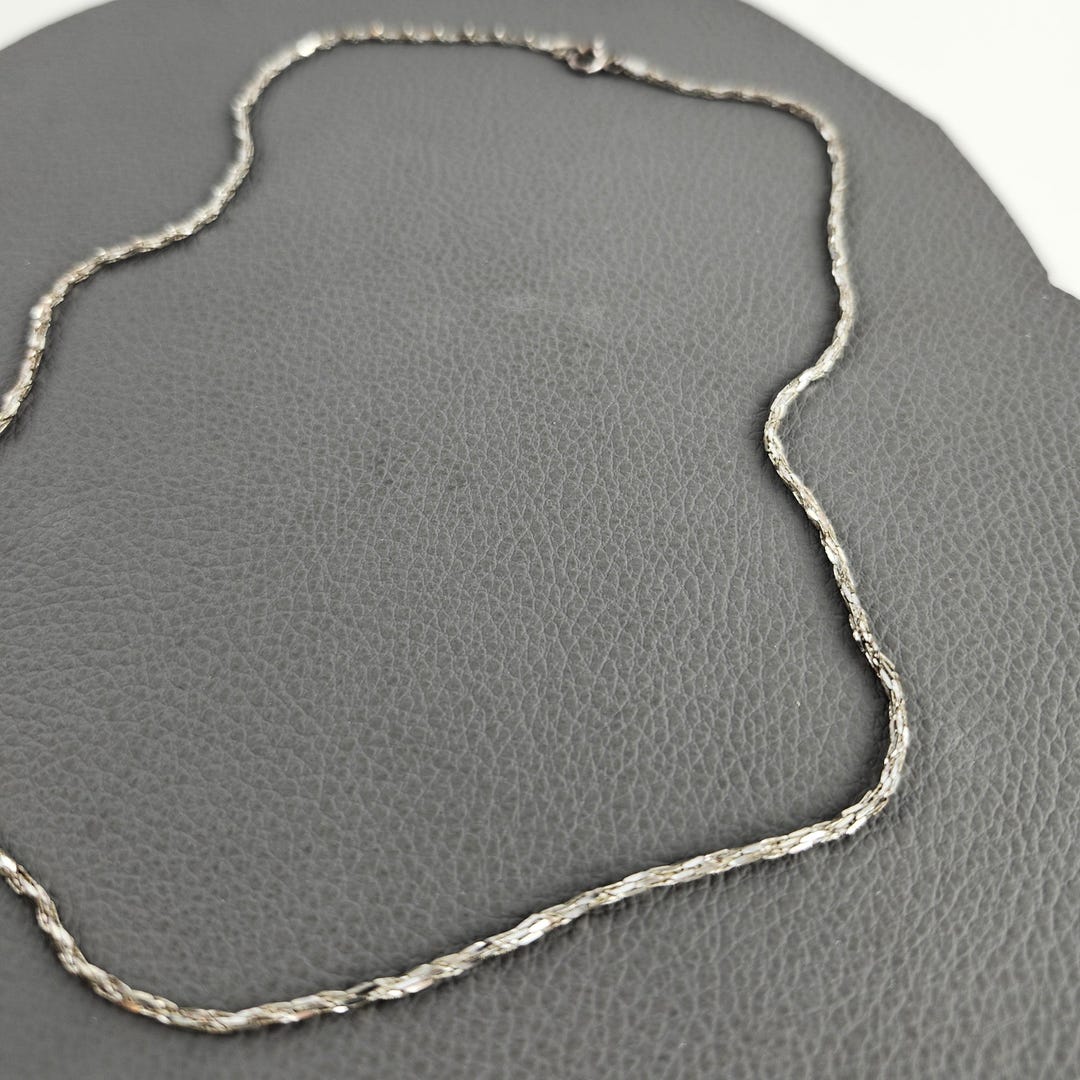 Sterling Silver Dainty Chain Vintage Necklace Made in Italy / 925