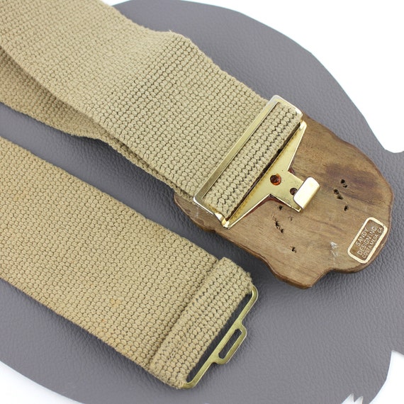 Wooden Elephant Buckle on Beige Belt / Vintage Sandy Design  display picture 2