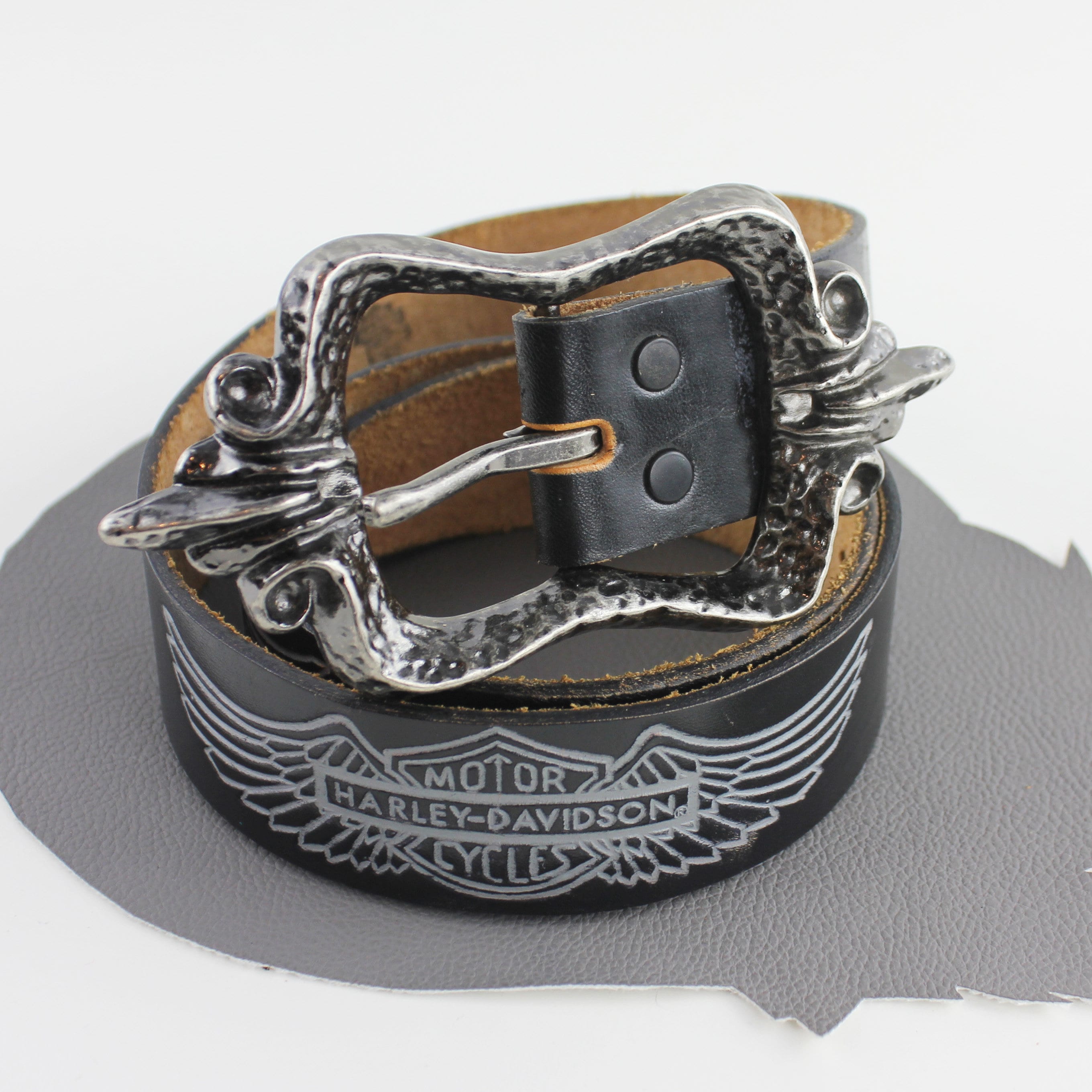 Harley Davidson Black Leather Belt With Large Silver Metal Harley Davidson Black Leather Belt With Large Silver Metal