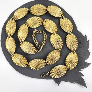 Vintage Gold Sunburst Ornate Oval Chain Belt -  up to size 37 inches
