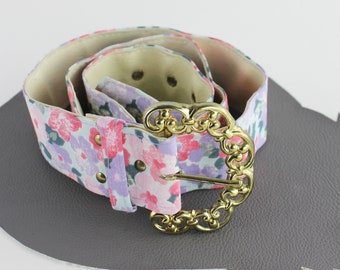 Floral D-Ring Seatbelt Waist Belt - Pink Multicolor Amazon.com: Buckle-Down Seatbelt Belt - Rose Trio/Leaves  main image 3