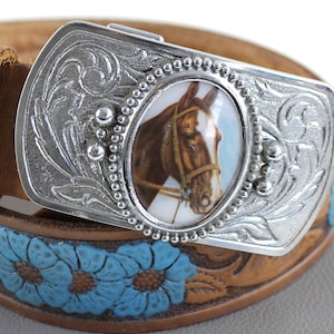 Horse Buckle on Brown & Blue Tooled Leather Belt Size 32 / Equestrian Belt / Gift for Horse Lover / Brown Blue Flower Painted Tooled Belt