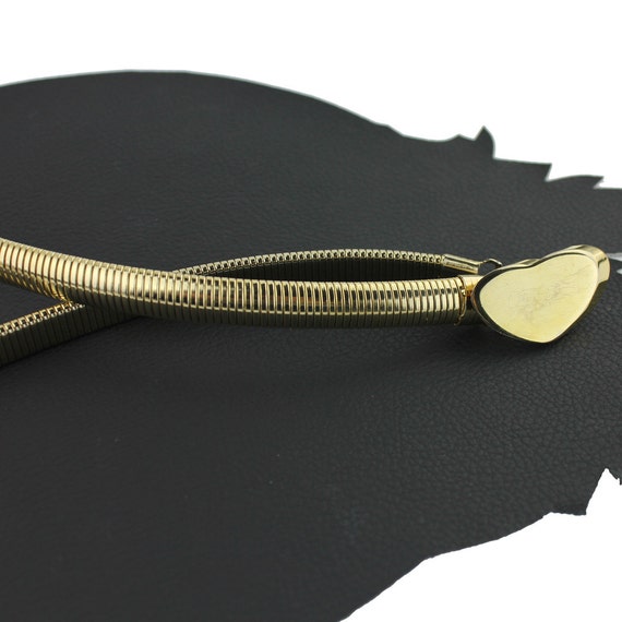 Thin Gold Metal Elastic Belt with Heart Buckle II - image 4