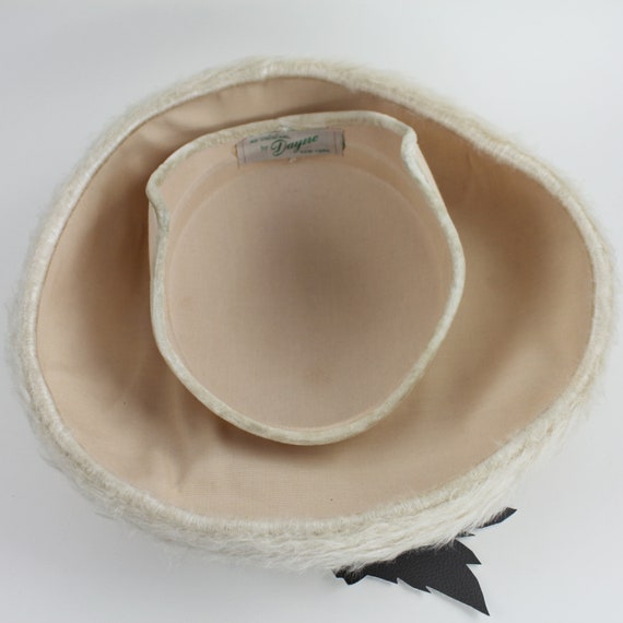 Cream Furry Wool Vintage Ladies Hat an Original b… - image 9