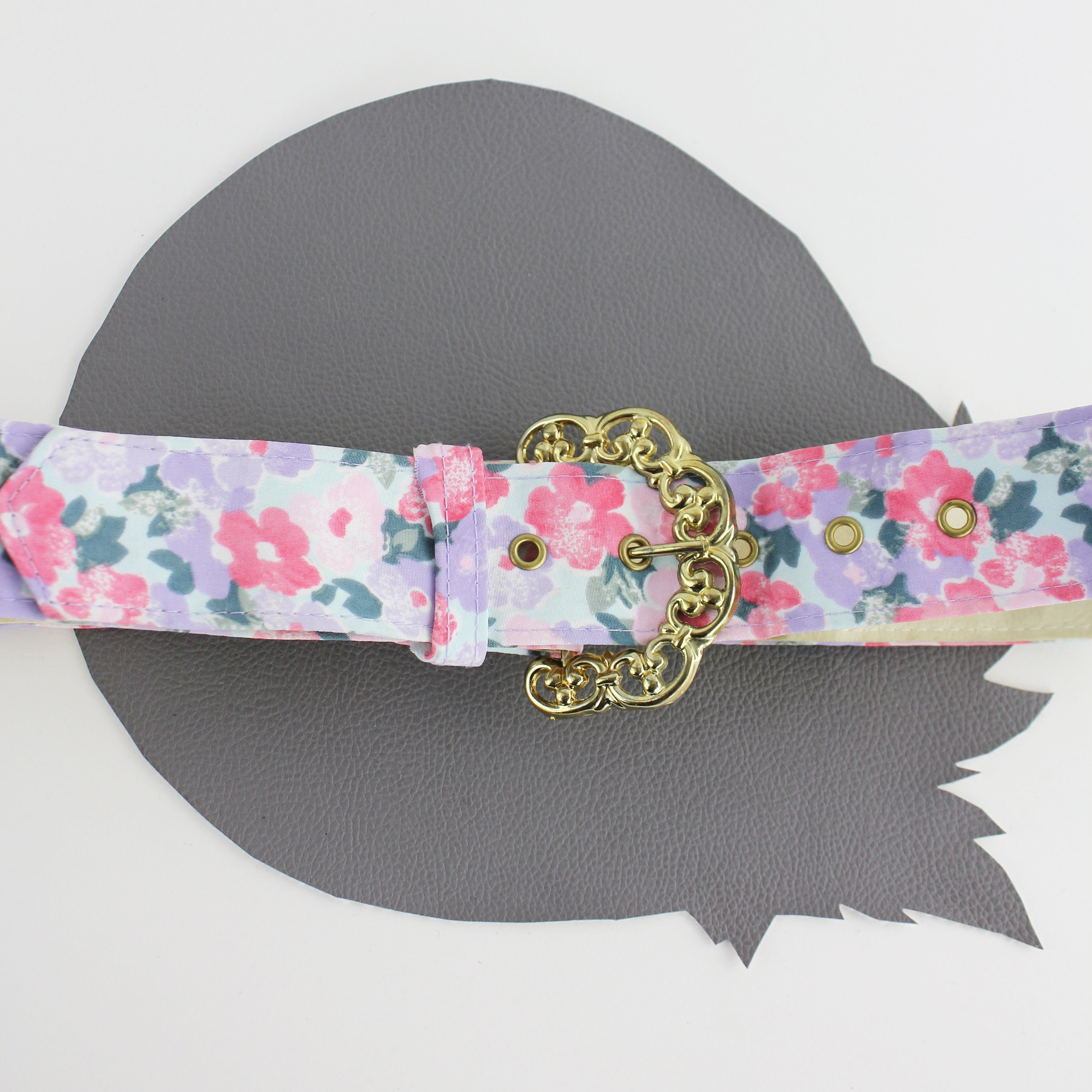 Pink Lavender Blue & White Floral Fabric Belt With Brass  display picture 1