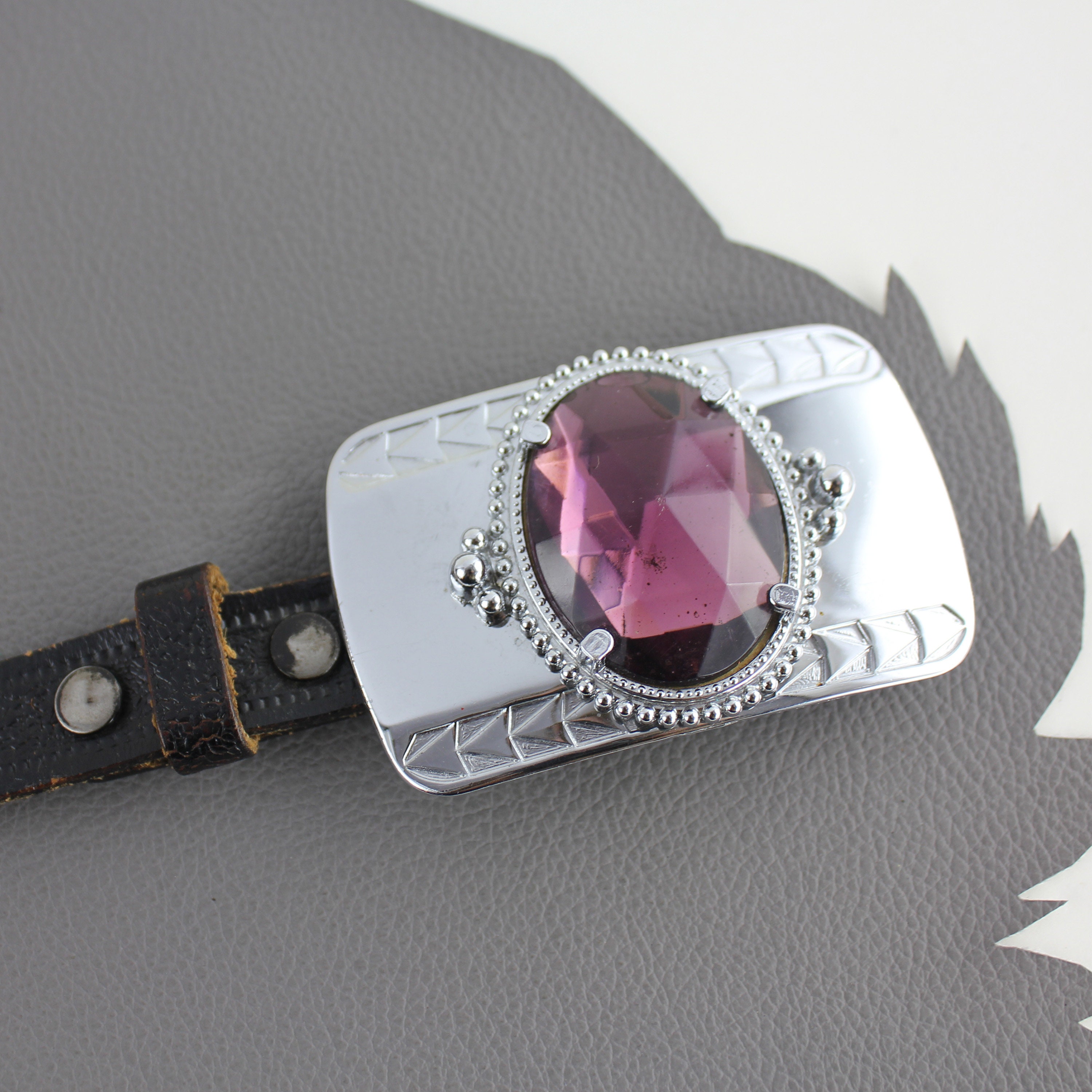 Faux Purple Gemstone Set in Silver Western Buckle on Black  display picture 1