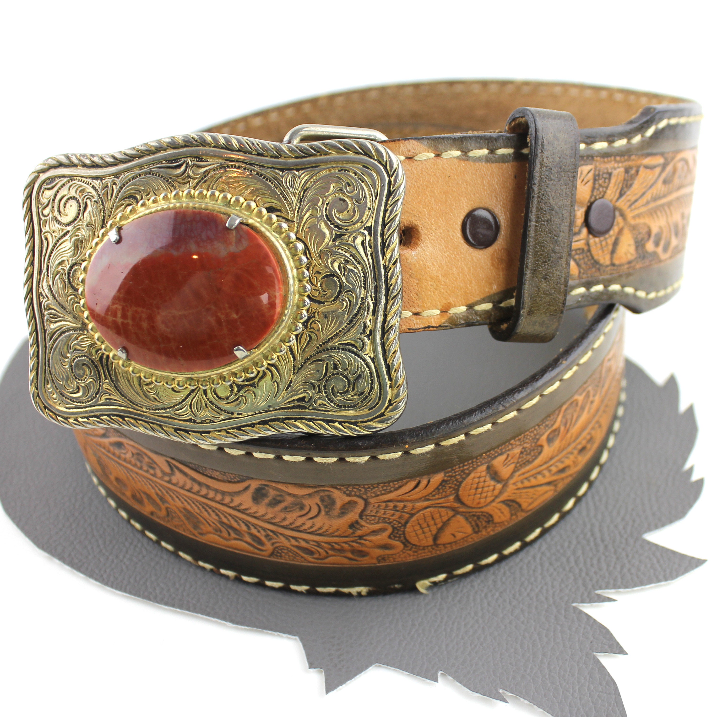 Vintage Red Fauceted Beaded Belt With Silver Accents 30\